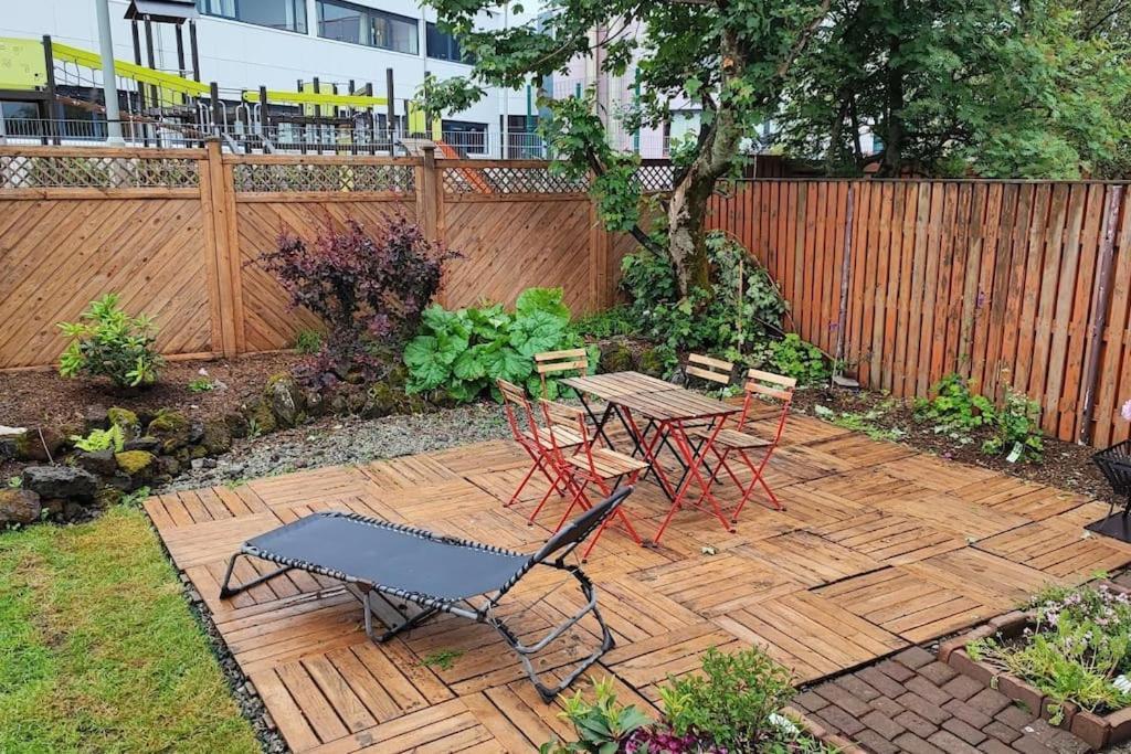 Icelandic Art Garden Villa W. Parking In Centre City Reykjavik Extérieur photo